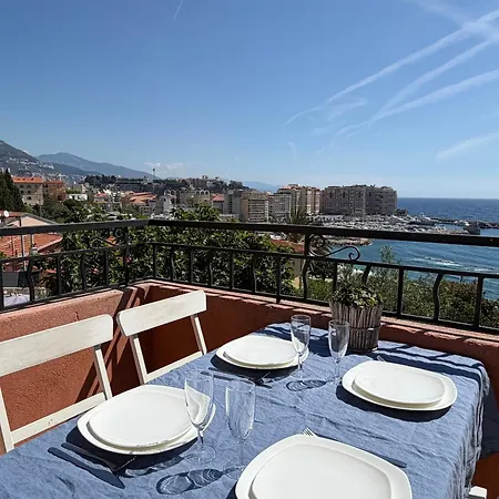 Spacieux Triplex Avec Vue Mer, Proche De Monaco, 54 M2 *