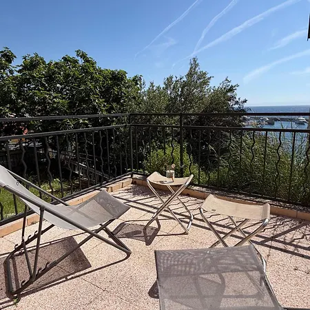 Dom wakacyjny Spacieux Triplex Avec Vue Mer, Proche De Monaco, 54 M2 *