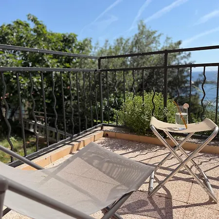 بيت للعطل Spacieux Triplex Avec Vue Mer, Proche De Monaco, 54 M2